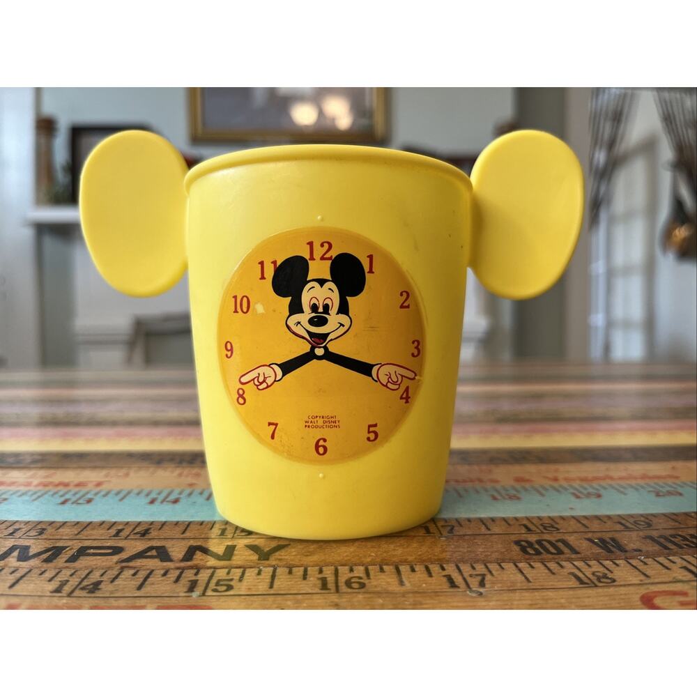 Vintage Walt Disney Mickey Mouse Plastic Child's Cup Clock MCM 1960s
